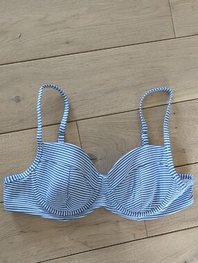 34B/36A Lands' End Underwire Blue And White Striped Bikini Swim Top